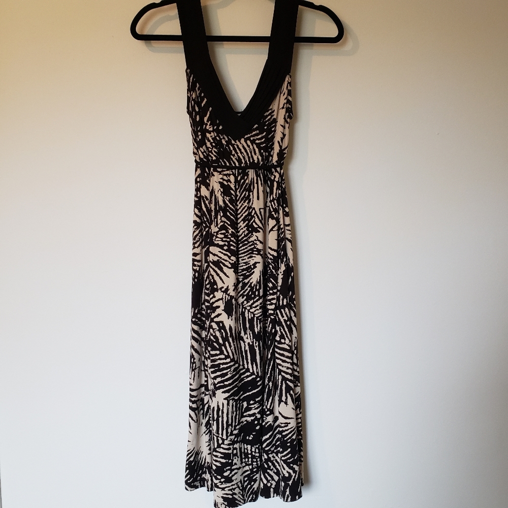 Liz Lange Maternity Tie-Waist Dress